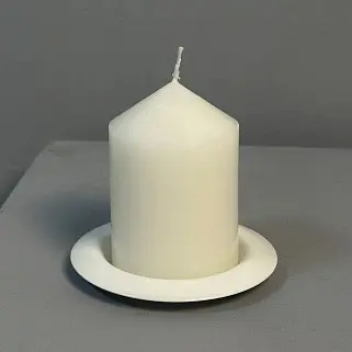 Интерьерная свеча с подсвечником