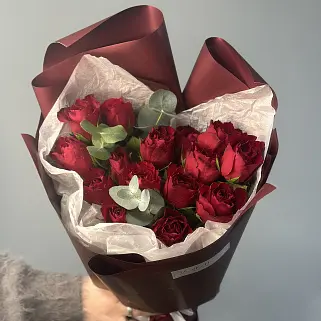 Букет из 15 красных роз 40см (Кения)