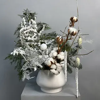 Зимняя композиция Январская вьюга