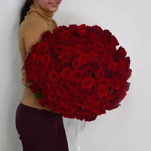 Букет из 25 красных роз 60см (Россия)