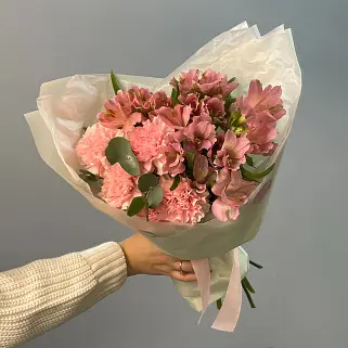 Розовый дуо-букет альстромерий и гвоздик S