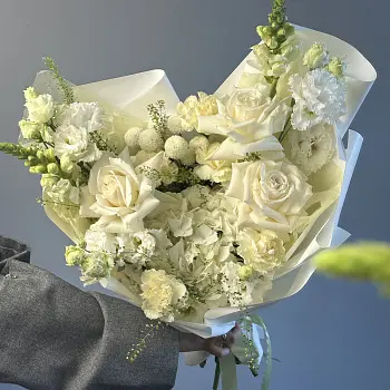 Сборный букет White garden M