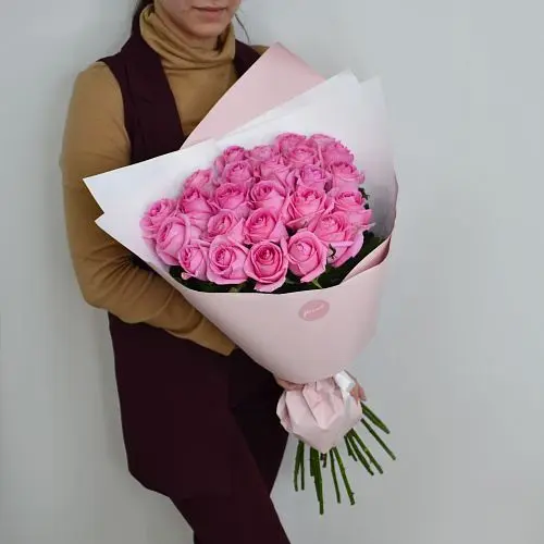 Букет из 25 нежно-розовых роз 60см (Россия)