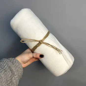 Белый уютный плед