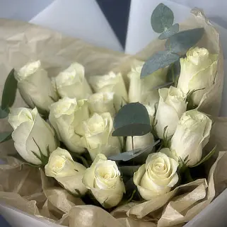 Букет 15 белых роз 50см (Кения)