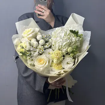 Сборный букет Санни M