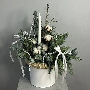 Зимняя композиция со свечой М