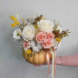 Цветочная композиция Нежная тыковка