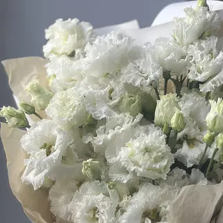 Букет из 5 белых эустом