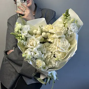Сборный букет White garden M
