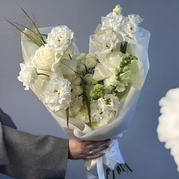 Сборный букет White garden S