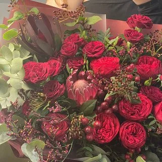 Сборный букет Красный бархат