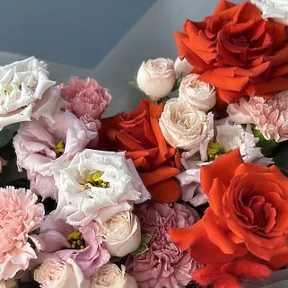 Сборный букет Пэшн M