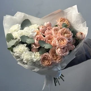 Дуо-букет гвоздик и роз Juliet M