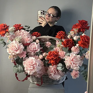 Цветочная корзина Мон амур