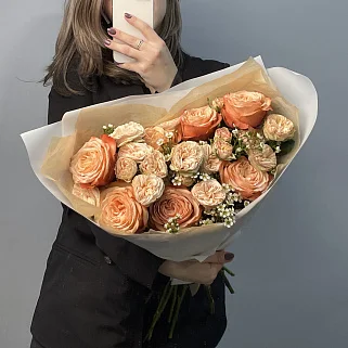 Дуо-букет роз Kahala и кустовых роз Trendsetter L