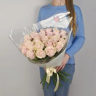 Букет из 25 роз Pink Mondial 50см