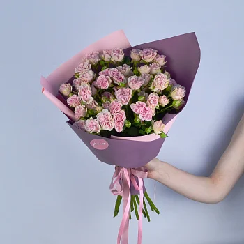 Букет из 11 кустовых пионовидных роз Sweet Flow