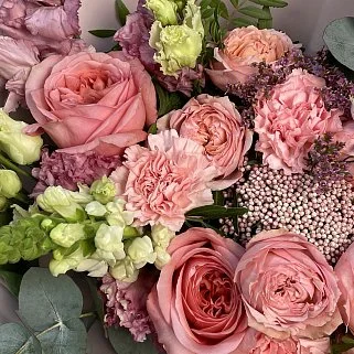 Сборный букет Любовь с первого взгляда