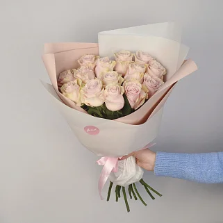 Букет из 15 роз Pink Mondial 50см