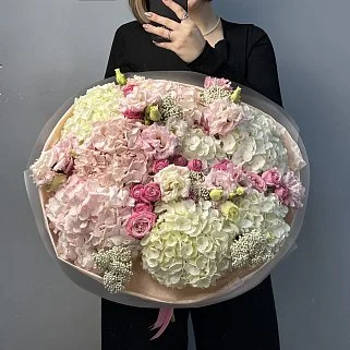 Сборный букет Розовый сад