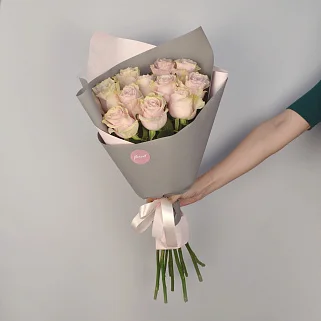 Букет из 11 роз Pink Mondial 60см