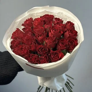 Букет из 25 красных роз 50см (Кения)