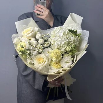 Сборный букет Санни M