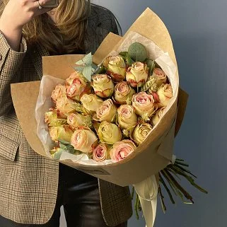 Букет роз Теплое утро М