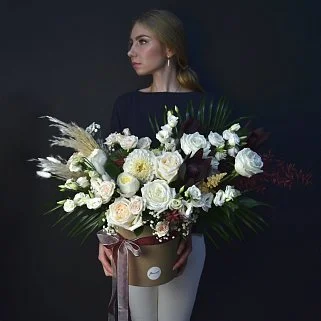 Букет в шляпной коробке Экзотик