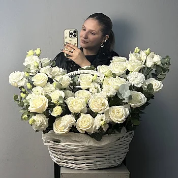 Цветочная корзина Вайт