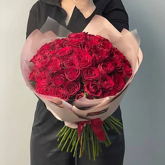 Букет из 51 красной розы 40см (Кения)