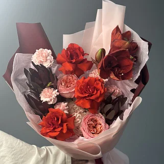 Сборный букет Лесные ягоды M