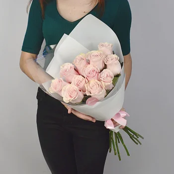Букет из 11 роз Pink Mondial 50см