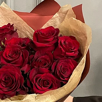 Букет из 11 красных роз 50см