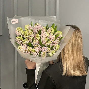 Букет из 25 розовых гиацинтов