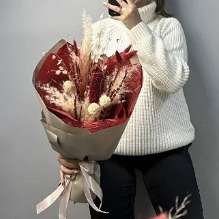 Букет сухоцветов Рубиновый