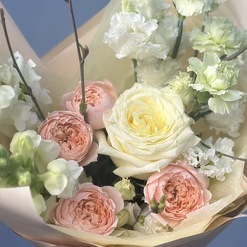 Сборный букет Апрель S