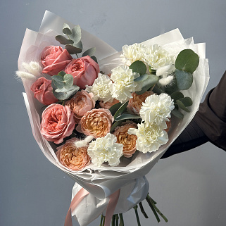 Сборный букет Роуз гарден L