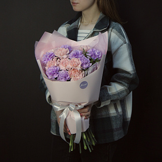 Букет из 15 гвоздик (микс)