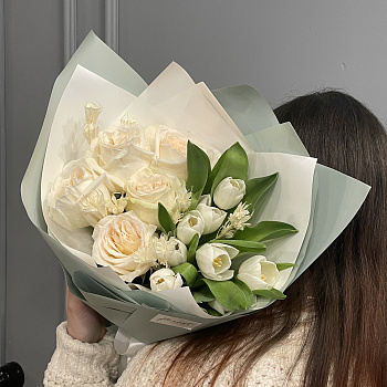 Сборный букет Белый дуэт S