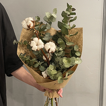 Букет из хлопка и эвкалипта M