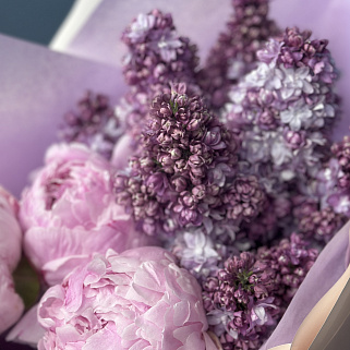 Дуо-букет пионов и сирени S