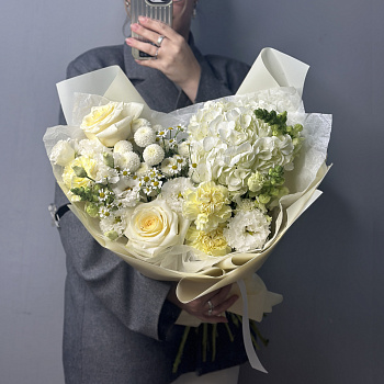 Сборный букет Санни M