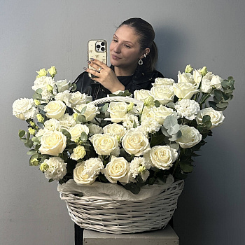 Цветочная корзина Вайт