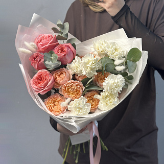 Сборный букет Роуз гарден L