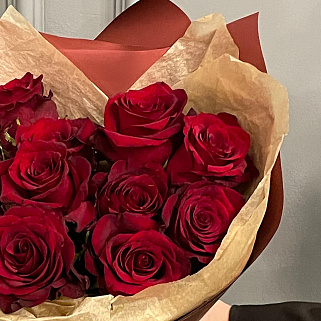 Букет из 11 красных роз 50см