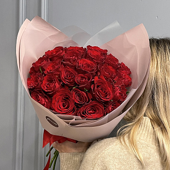 Букет из 25 красных роз 40см (Кения)