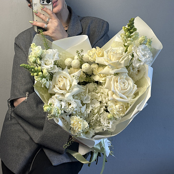 Сборный букет Вайт гарден M