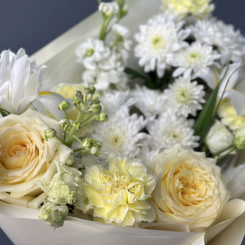 Сборный букет Теплый весенний M